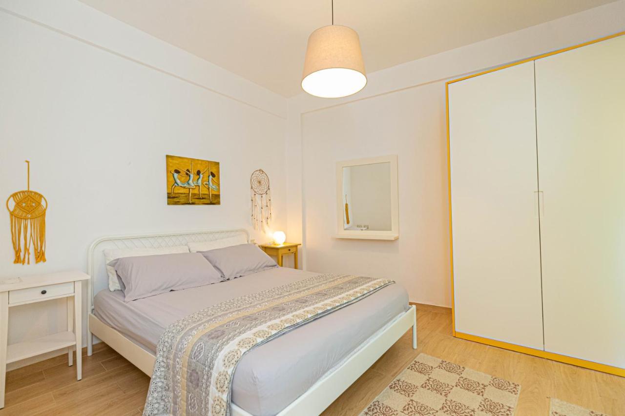 Villa Amos At Aquamarine Residence Vlore Exterior photo